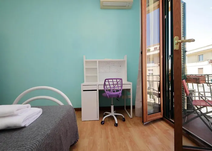 Stazione Trastevere 3br Flat By Flatinrome Apartment *